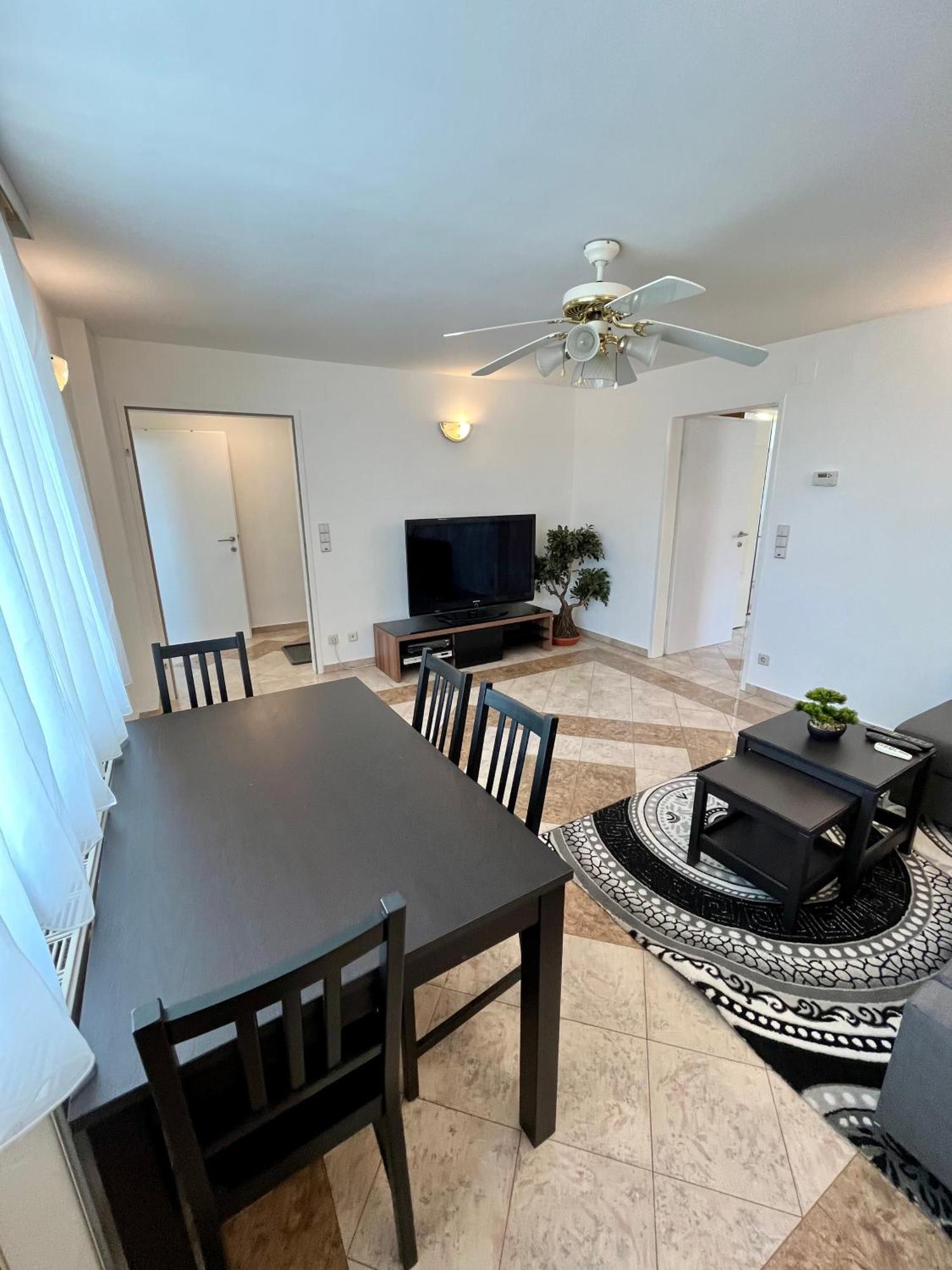 וינה Atemberaubendes Apartment + Pool מראה חיצוני תמונה