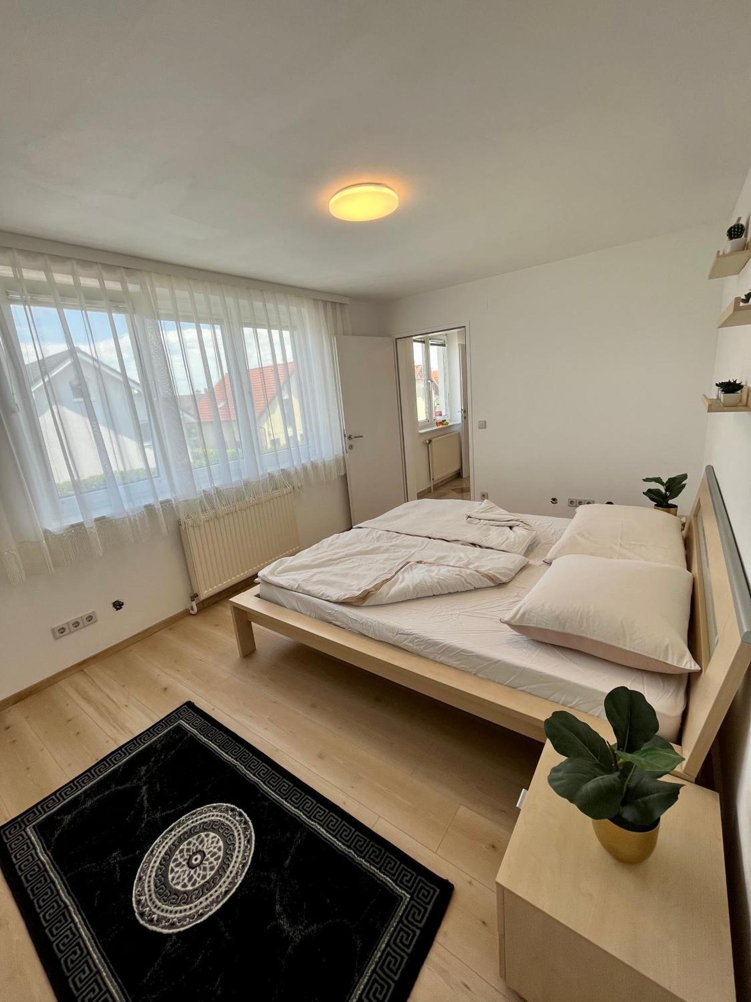 וינה Atemberaubendes Apartment + Pool מראה חיצוני תמונה