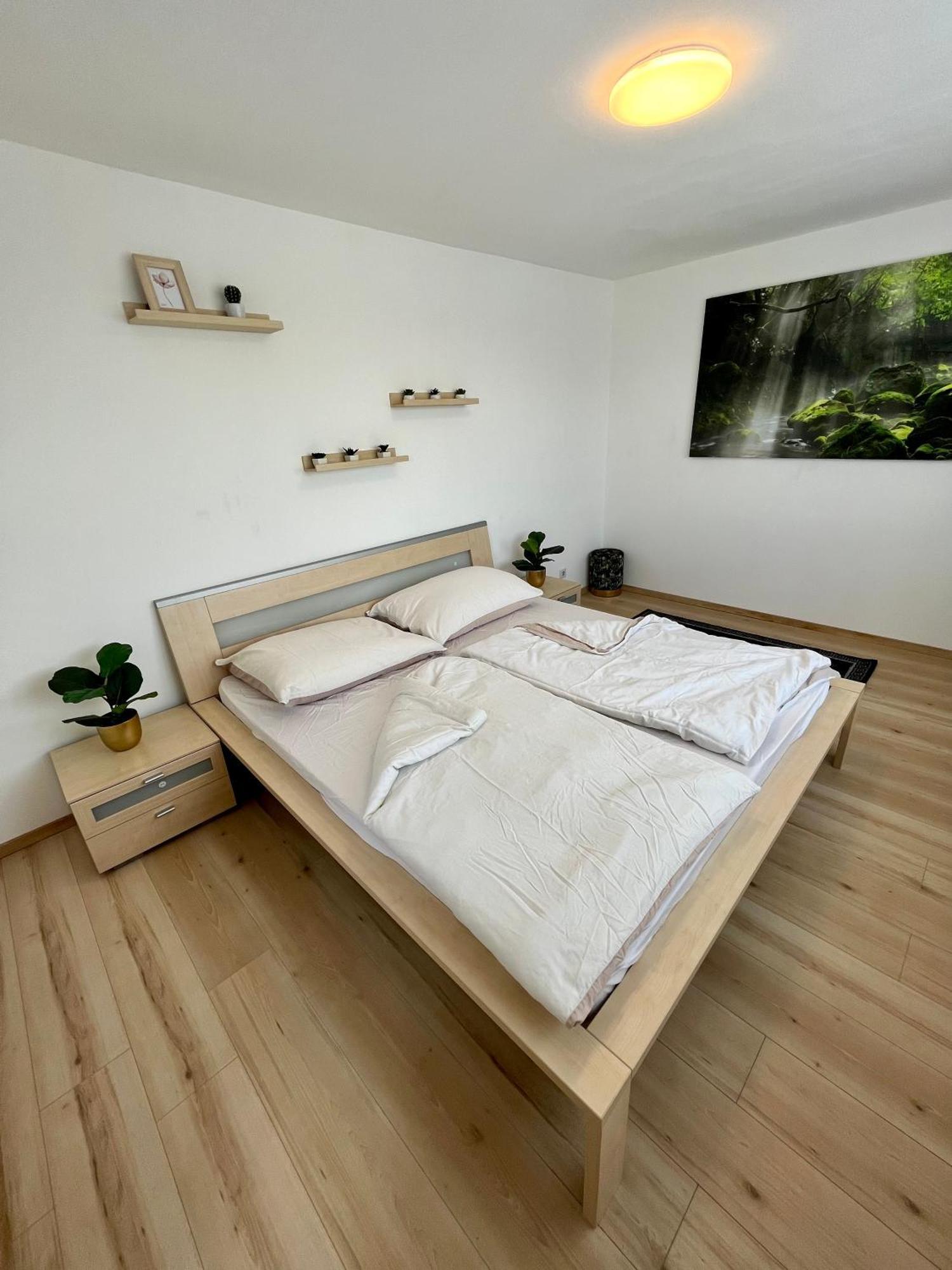 וינה Atemberaubendes Apartment + Pool מראה חיצוני תמונה